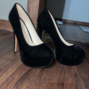 Elegant Black Velvet Women's Heels